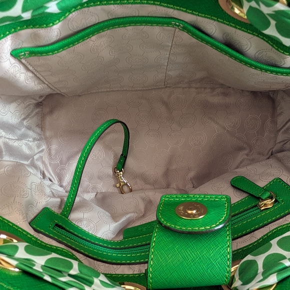 Michael Kors Kelly Green Satchel Tote Bag With Polka Dot Scarf HTF RARE COLOR - Picture 12 of 13